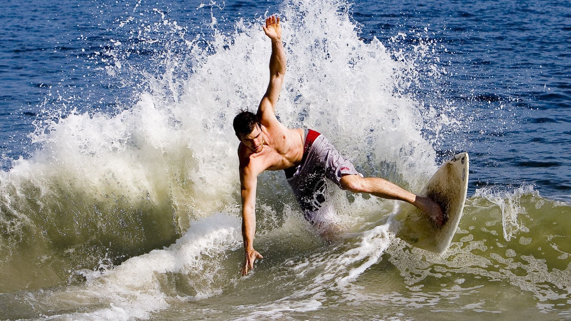 开云体育2026-那不勒斯节奏掌控马德里竞技，拉什福德成为关键先生，当混乱成为最锋利的战术  第2张