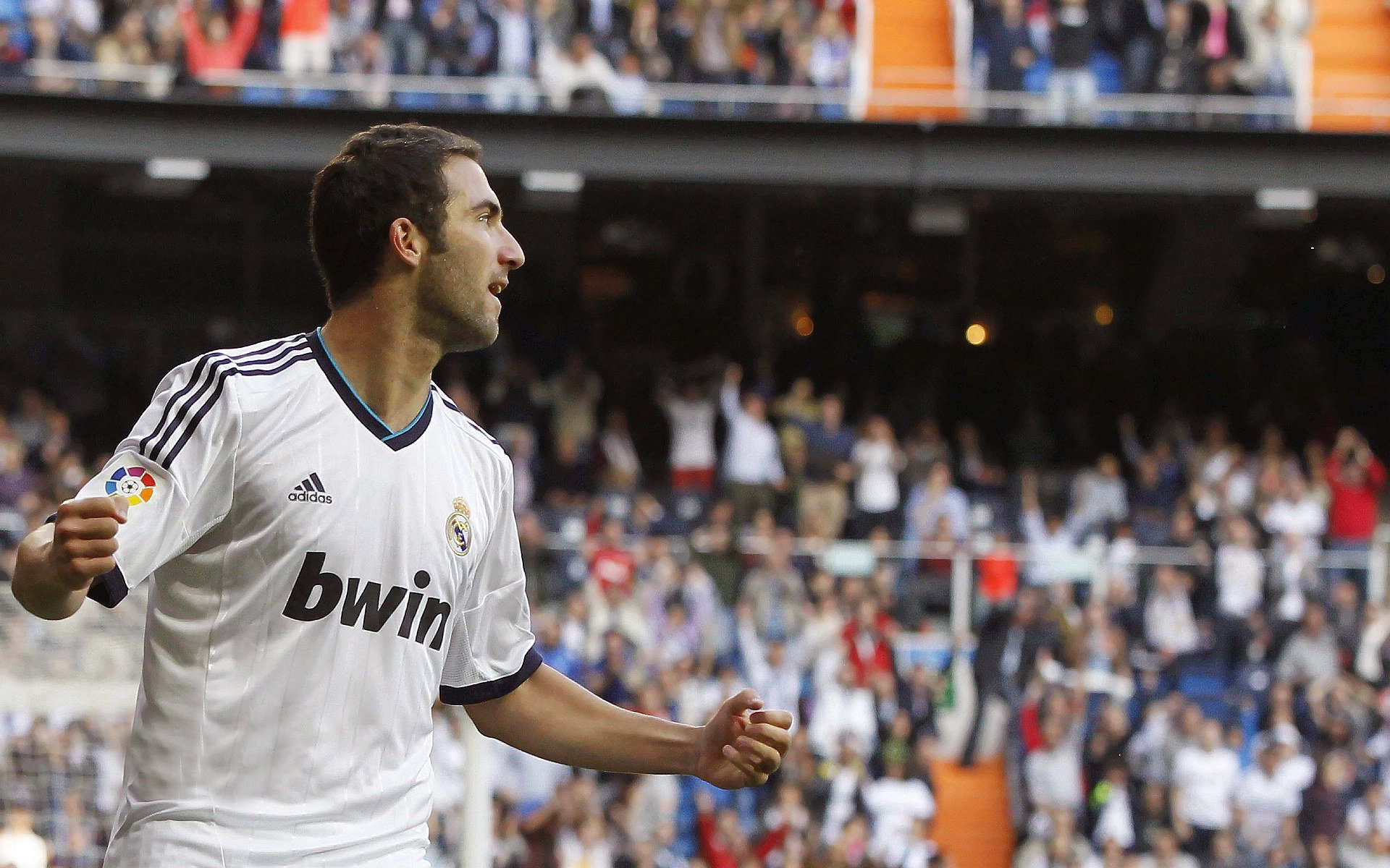 开云平台-福登闪耀德甲争冠战，比利亚雷亚尔轻取委瑞内拉，足球世界里的降维打击