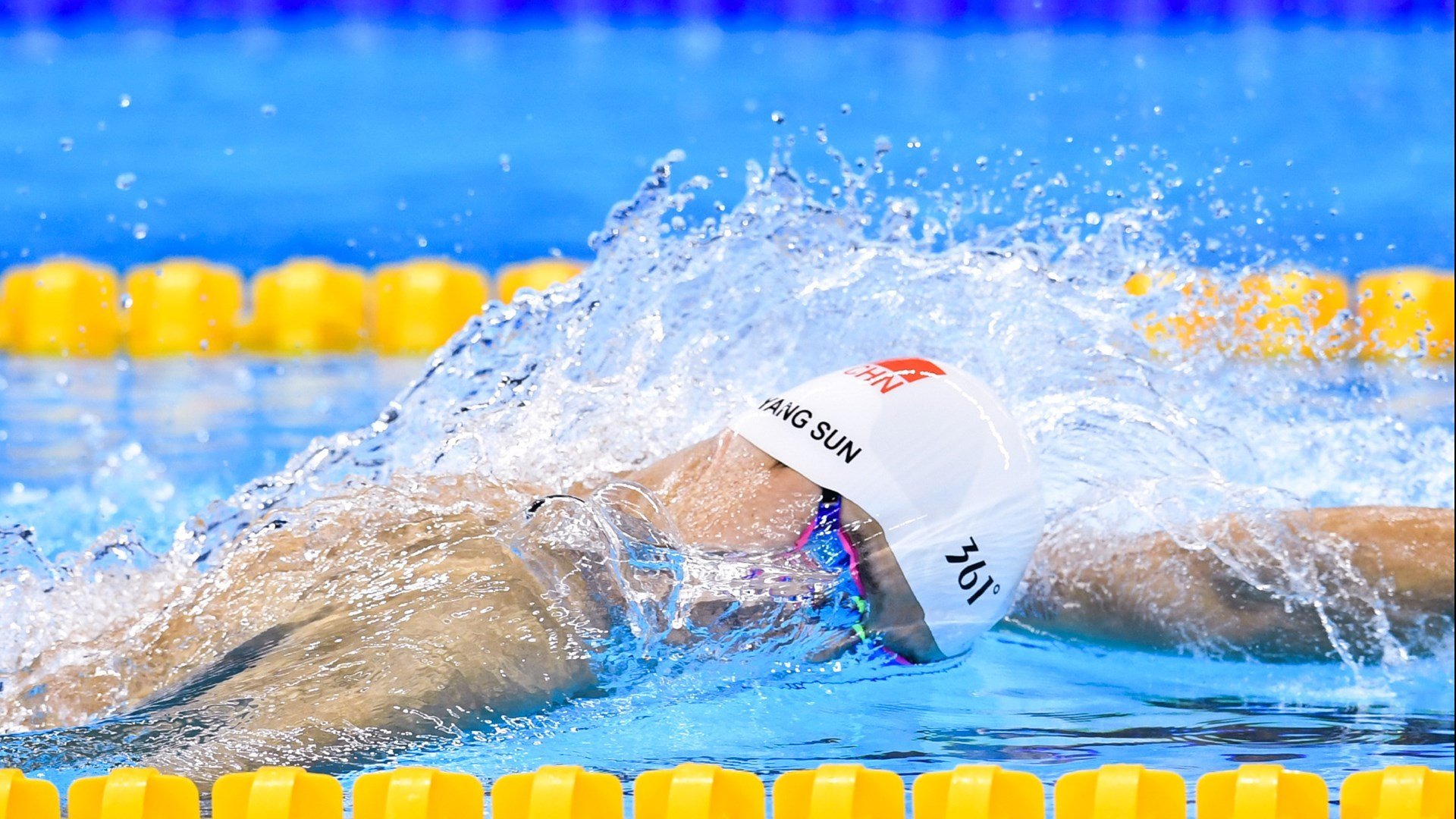 开云体育官网-奥纳纳打出生涯之夜，哥伦比亚强势晋级，马赛见证非洲与南美的足球交响  第2张